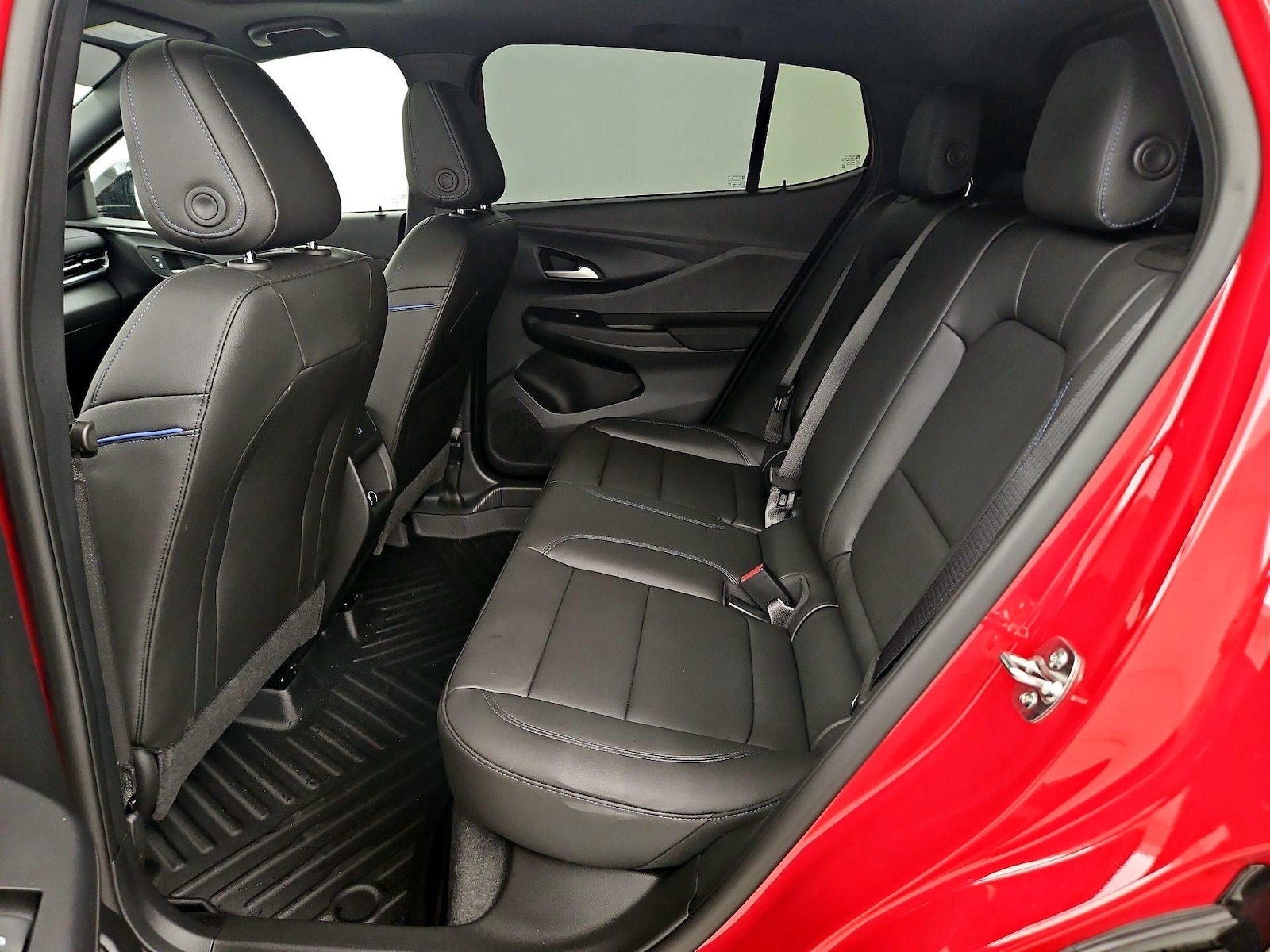 2026 Buick Envista Sport Touring - Photo 21