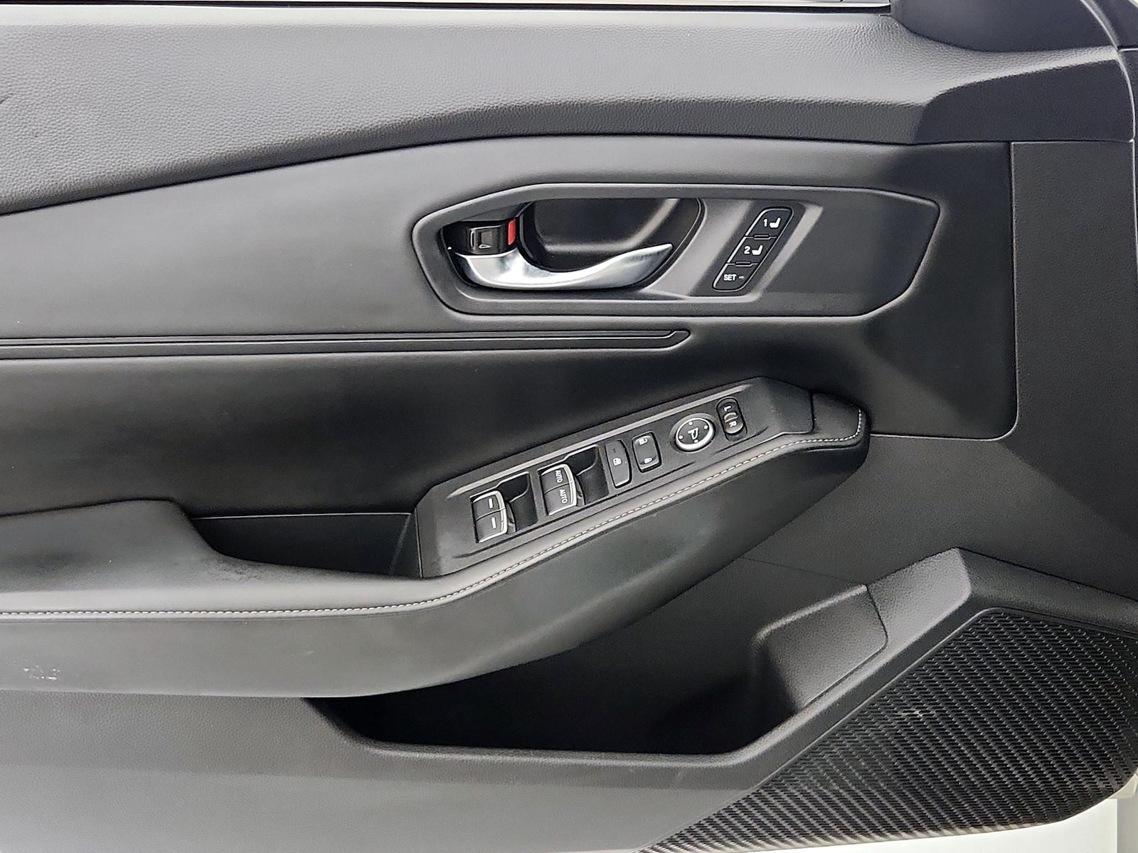 2023 Honda Accord Hybrid Sport-L - Photo 13