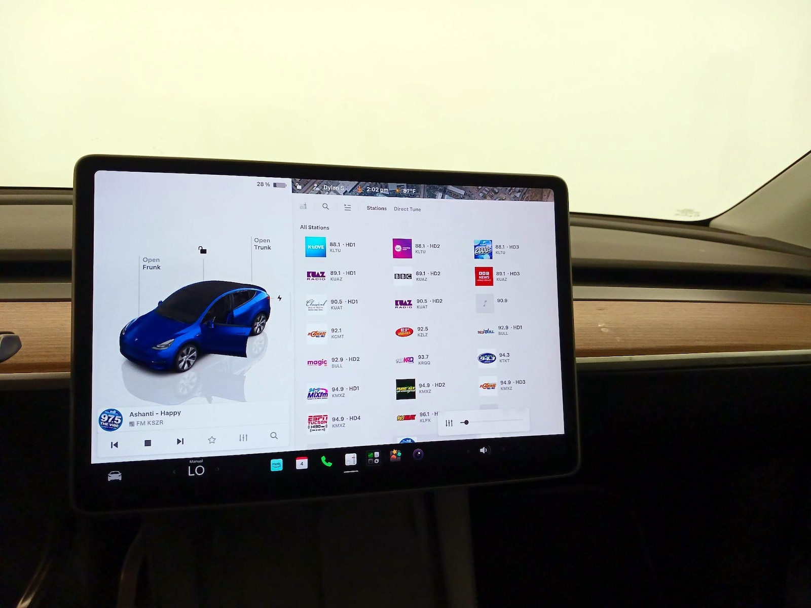 2023 Tesla Model Y Long Range - Photo 16