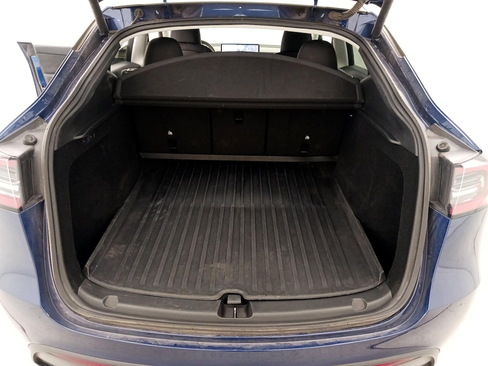 2023 Tesla Model Y Long Range - Photo 21
