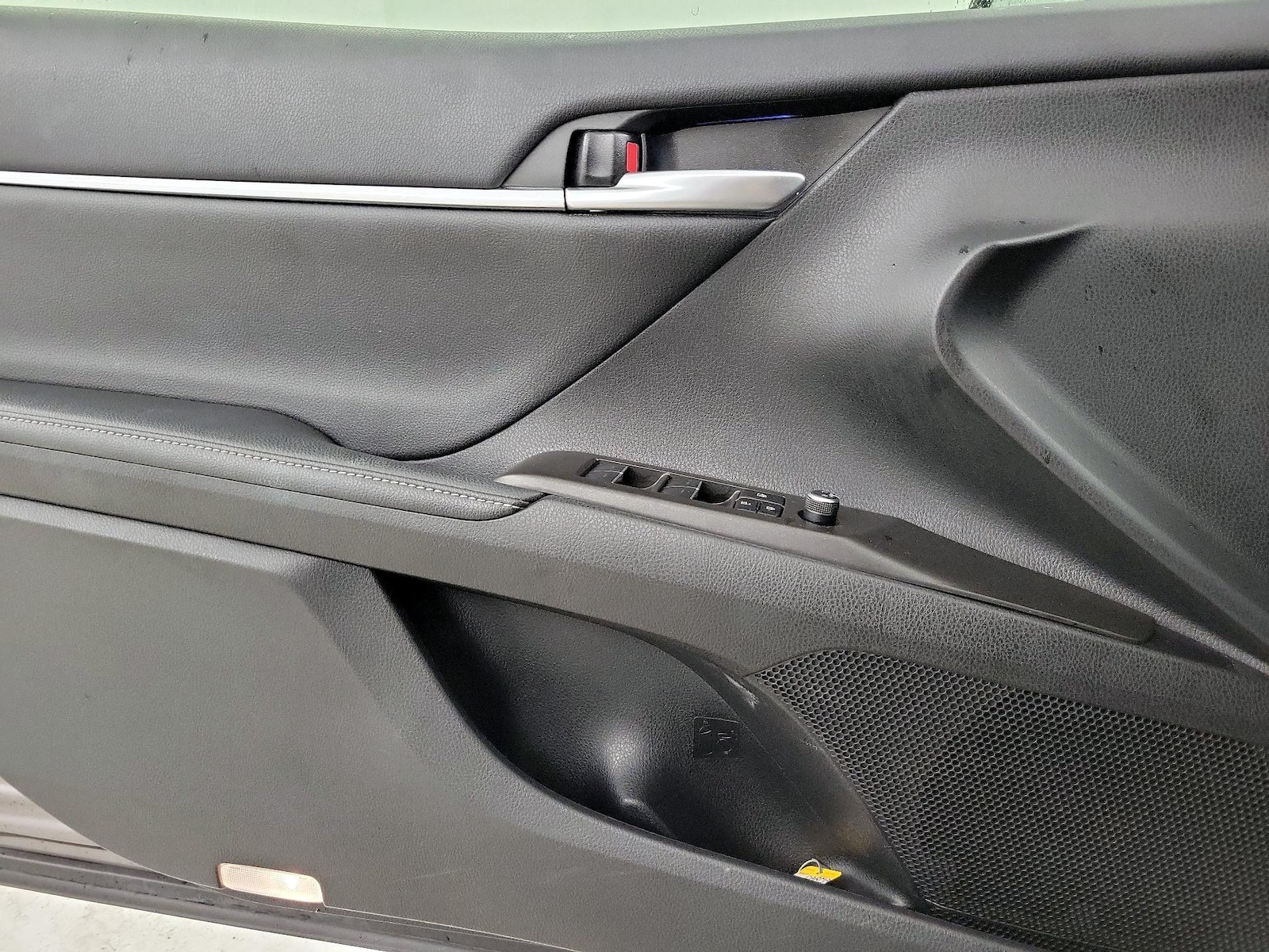 2024 Toyota Camry XSE - Photo 13