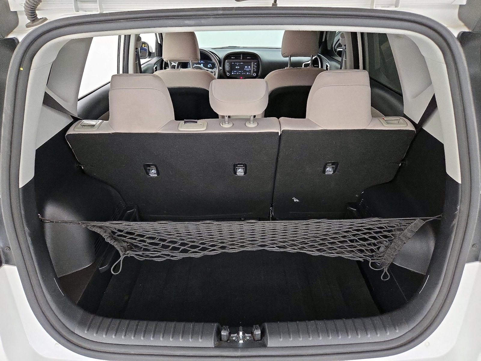 2023 Kia Soul LX - Photo 21