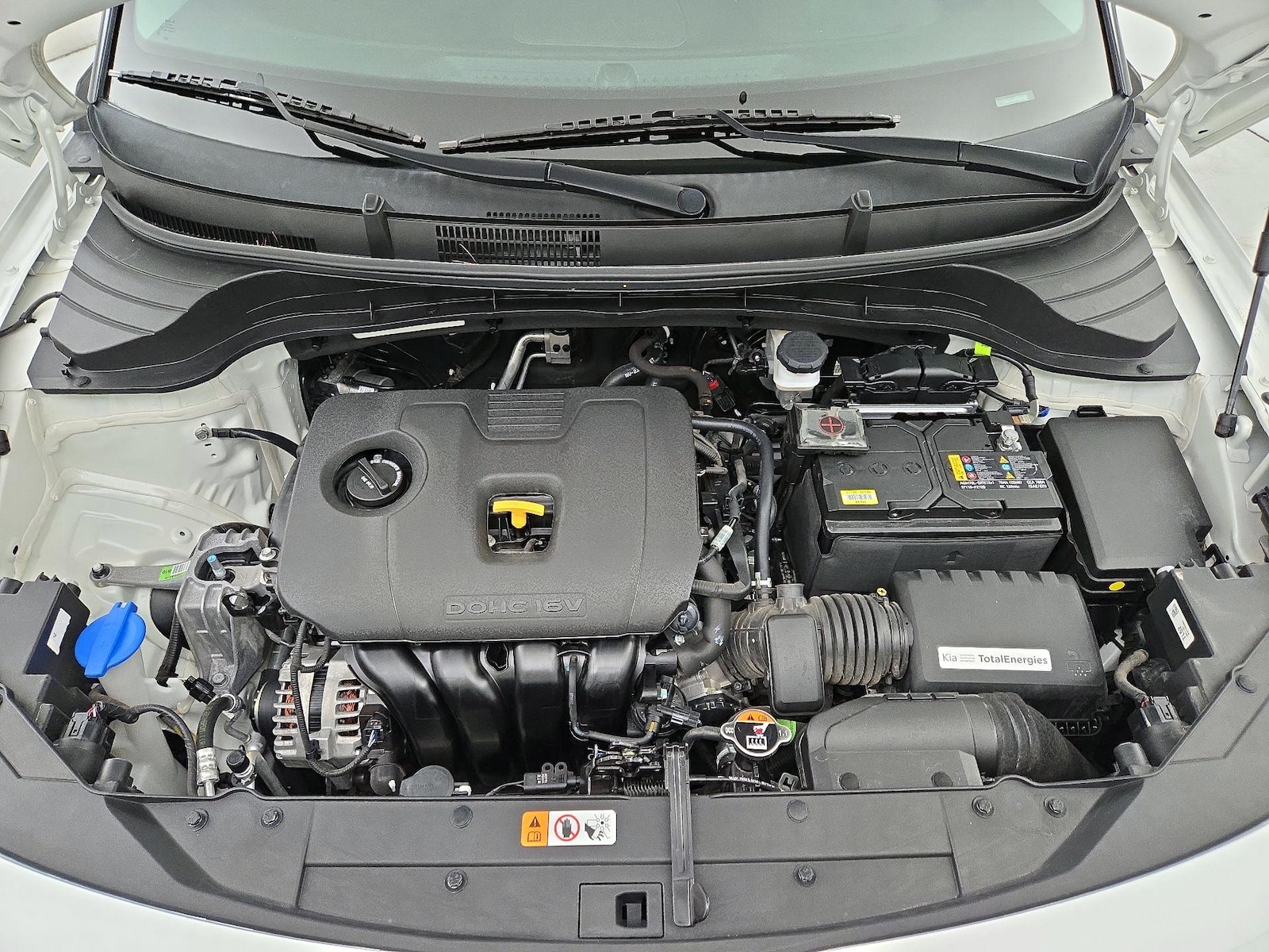 2023 Kia Soul LX - Photo 22
