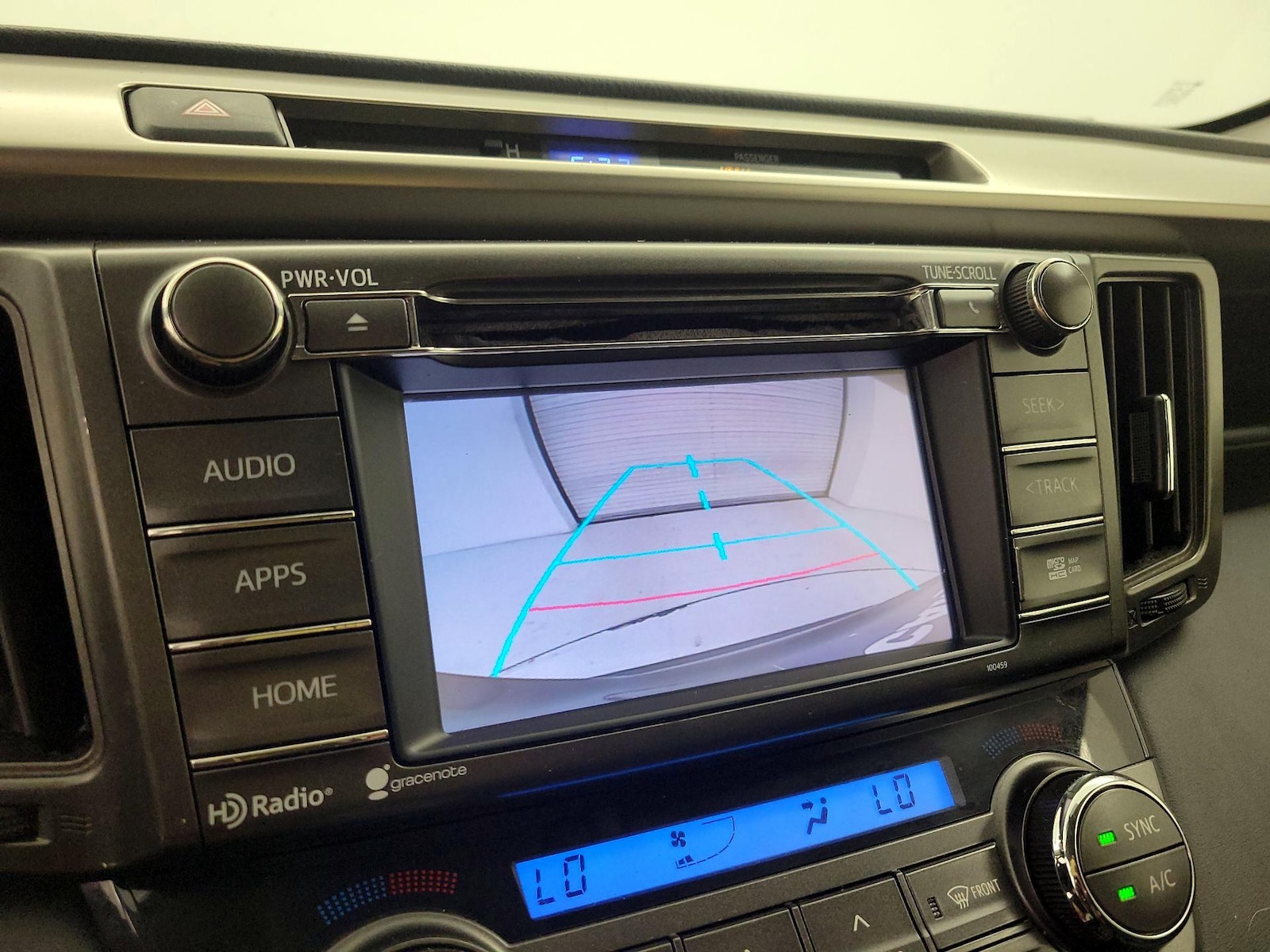 2014 Toyota RAV4 XLE - Photo 16