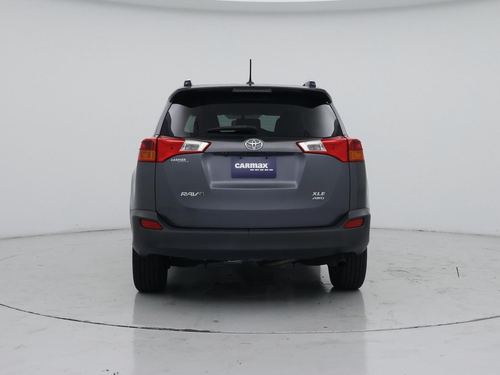 2014 Toyota RAV4 XLE - Photo 7