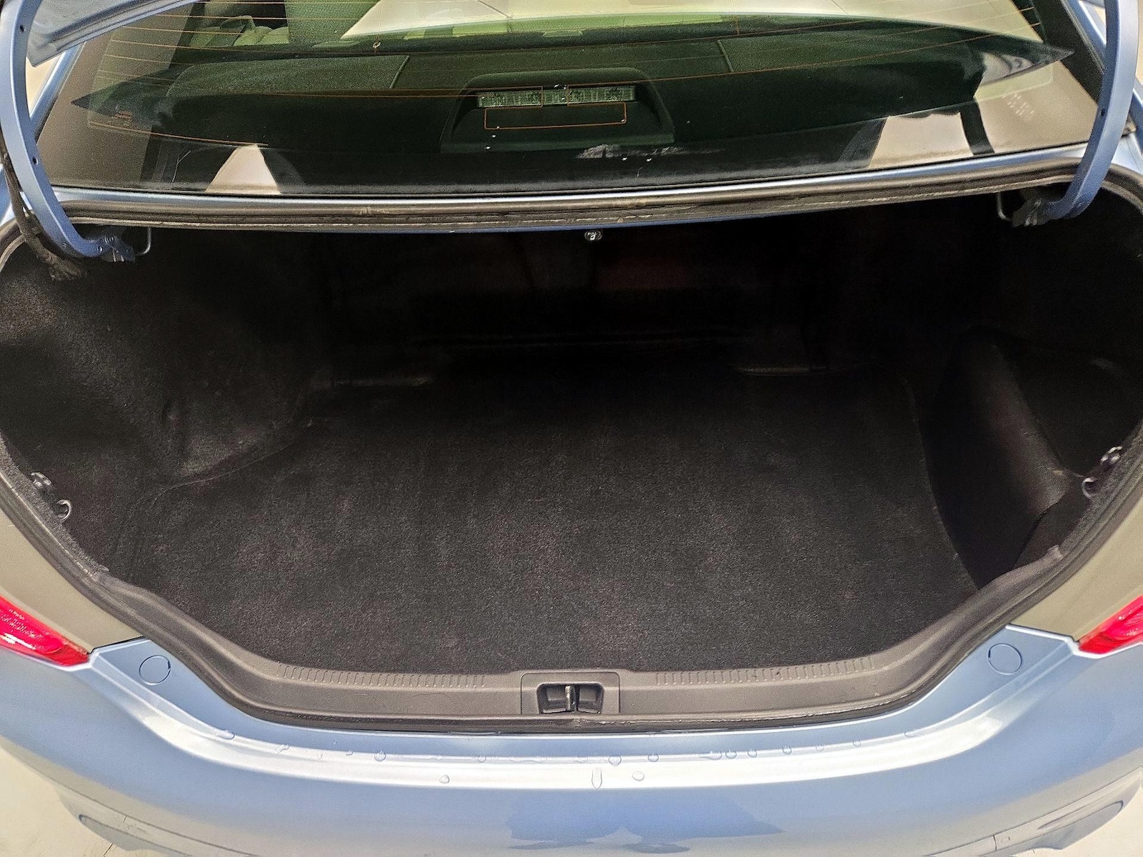 2014 Toyota Camry XLE Hybrid - Photo 21