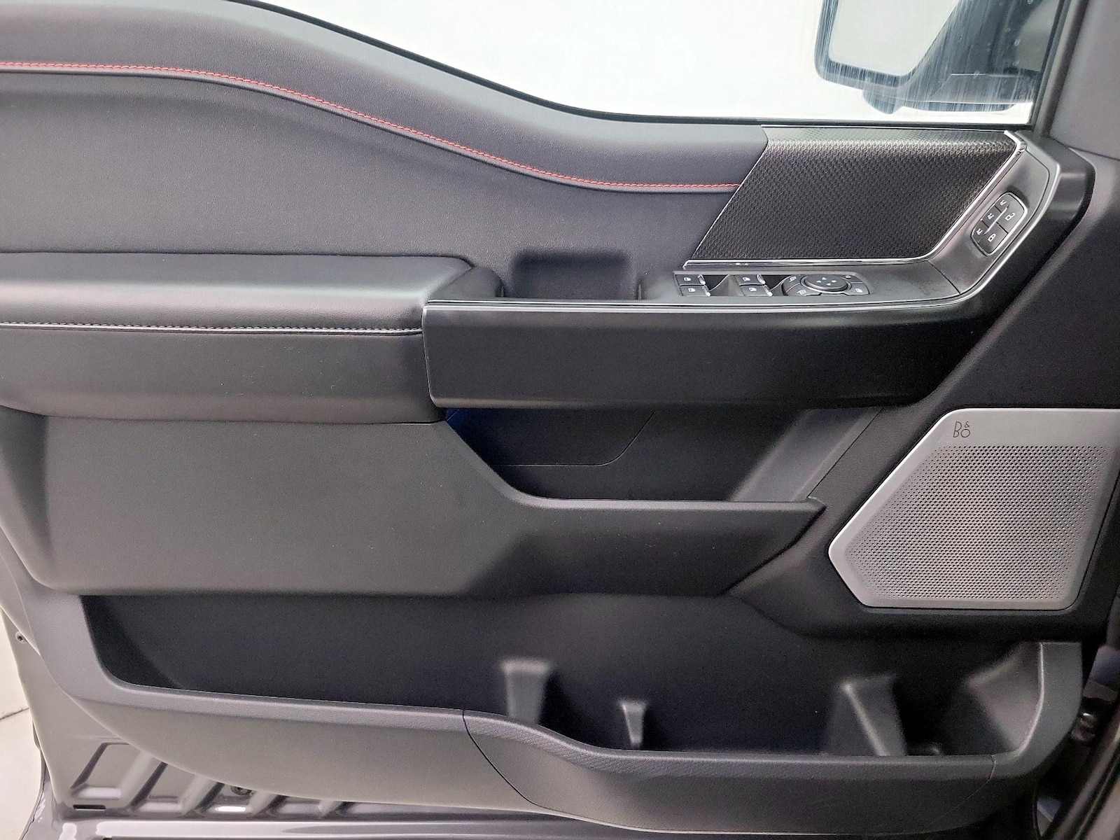 2024 Ford F-150 Raptor - Photo 13