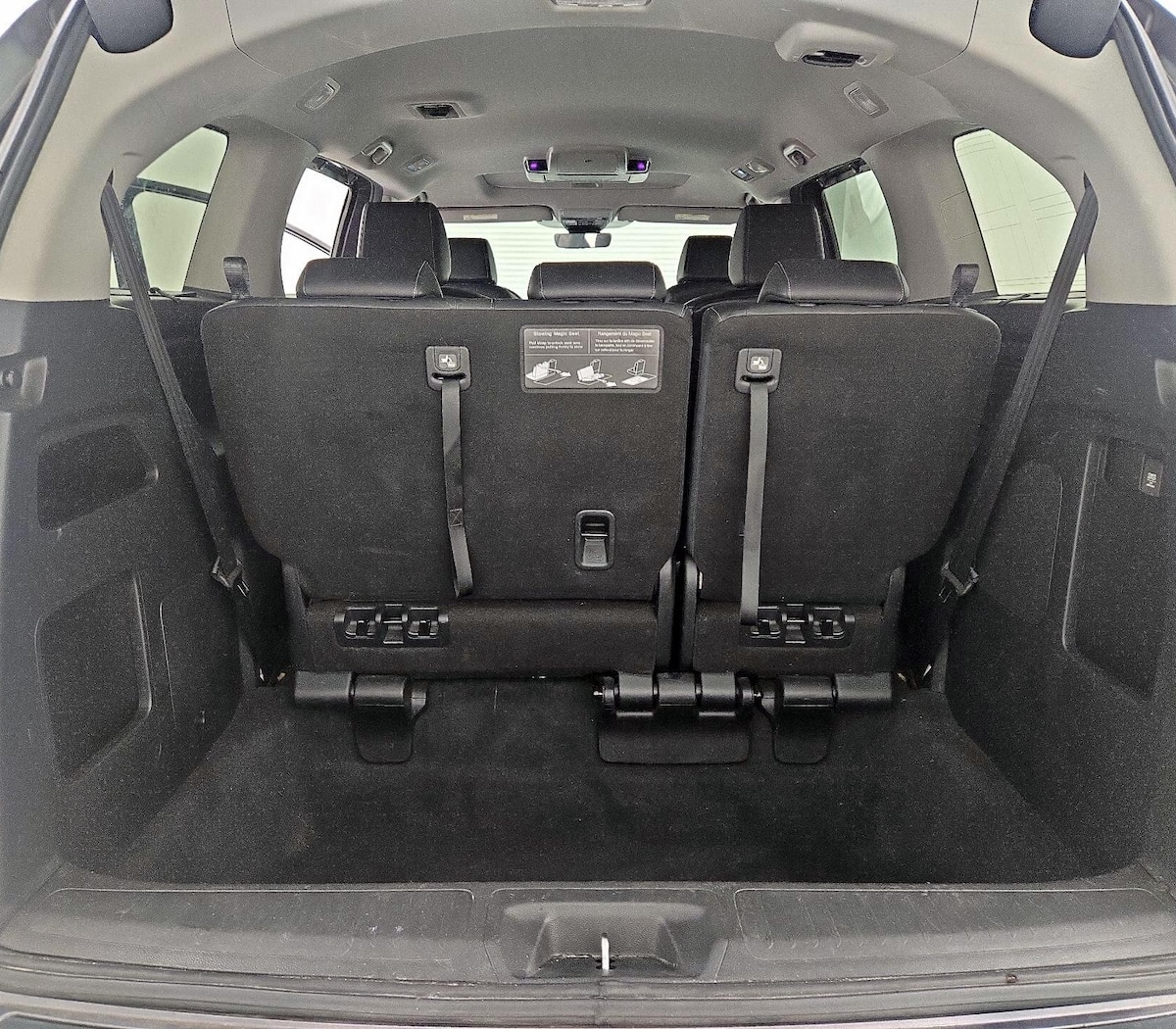 Trunk/Cargo (Seats Up)