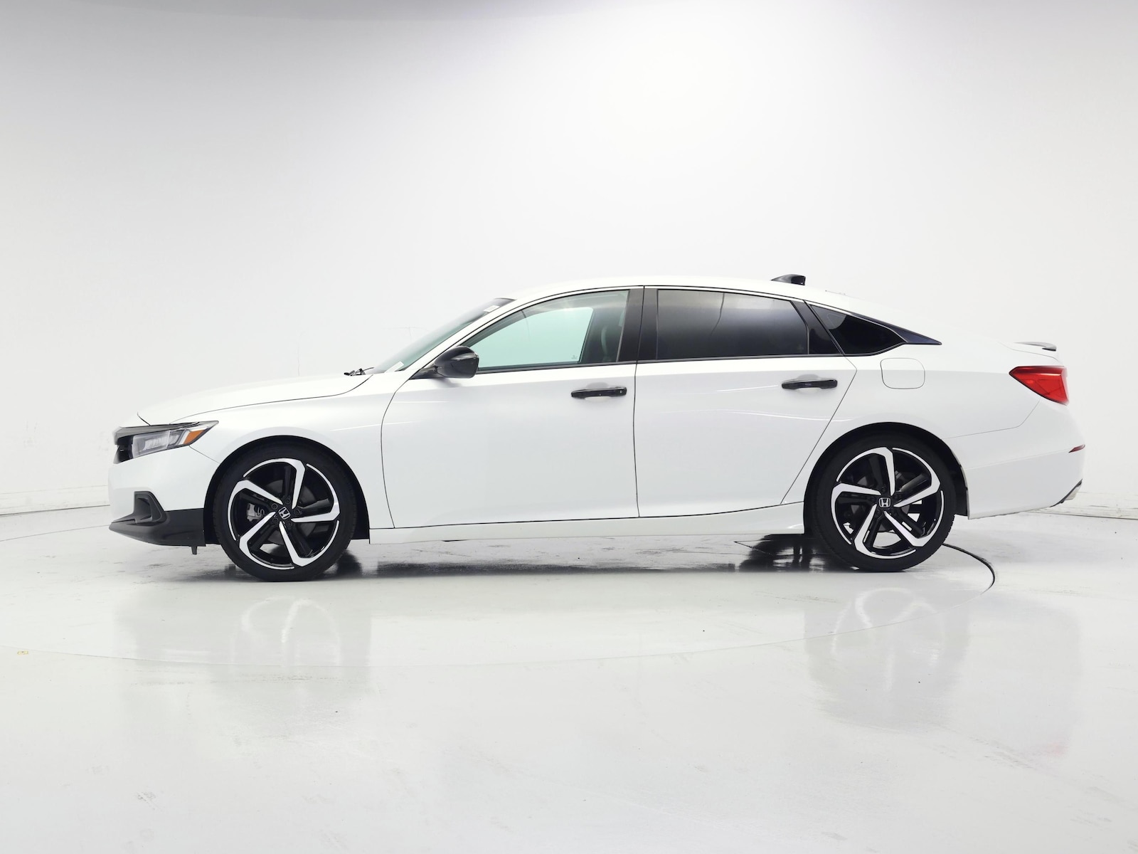 2021 Honda Accord Sport - Photo 4
