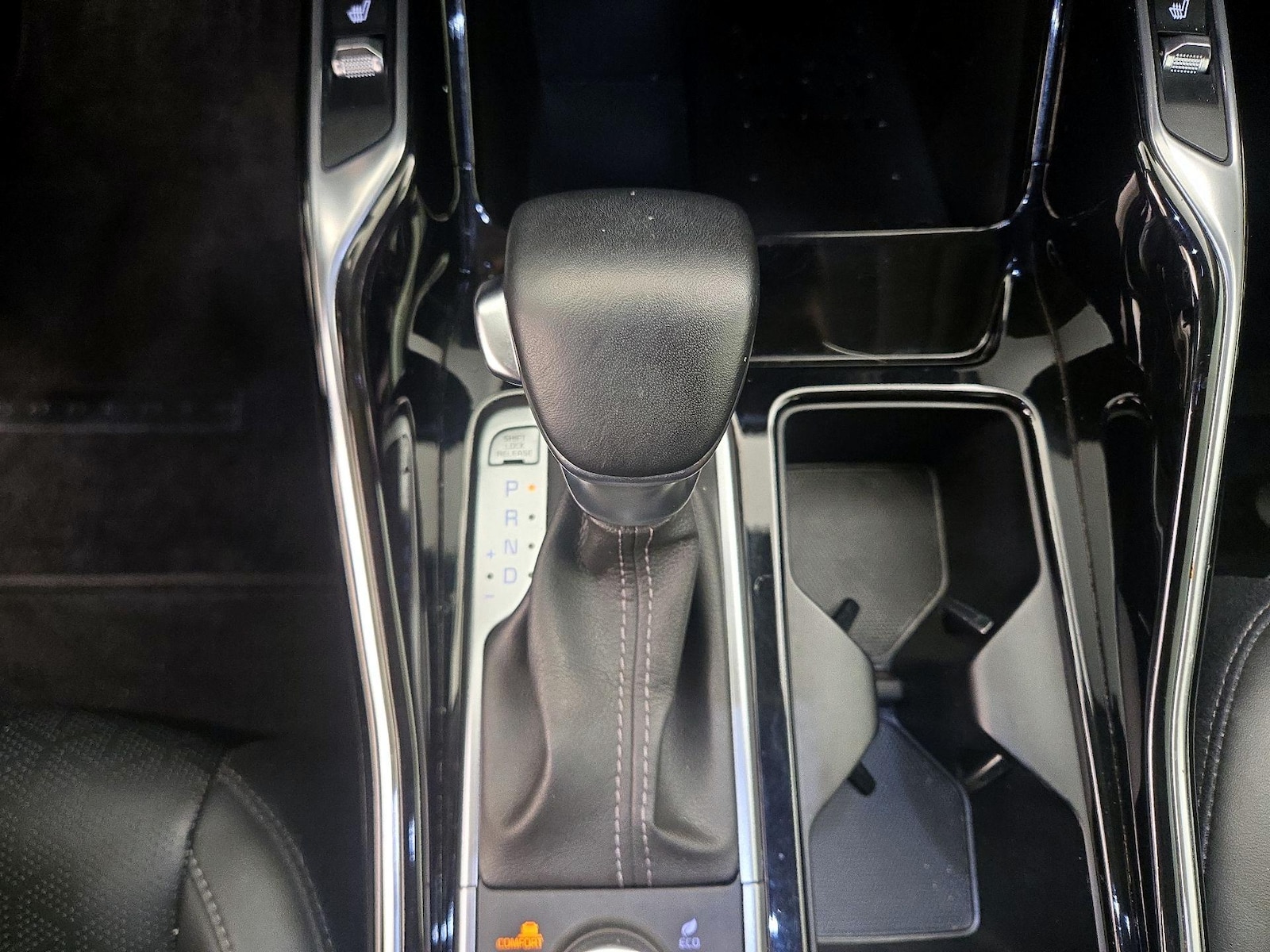 2022 Kia Sorento SX - Photo 19