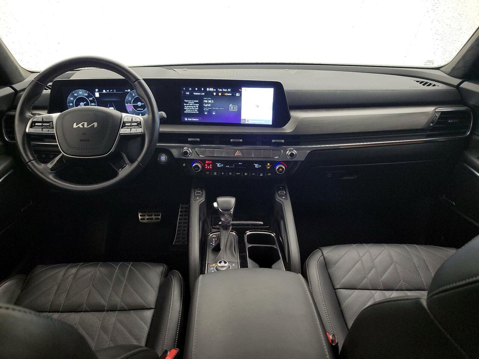 Apple CarPlay® & Android Auto™