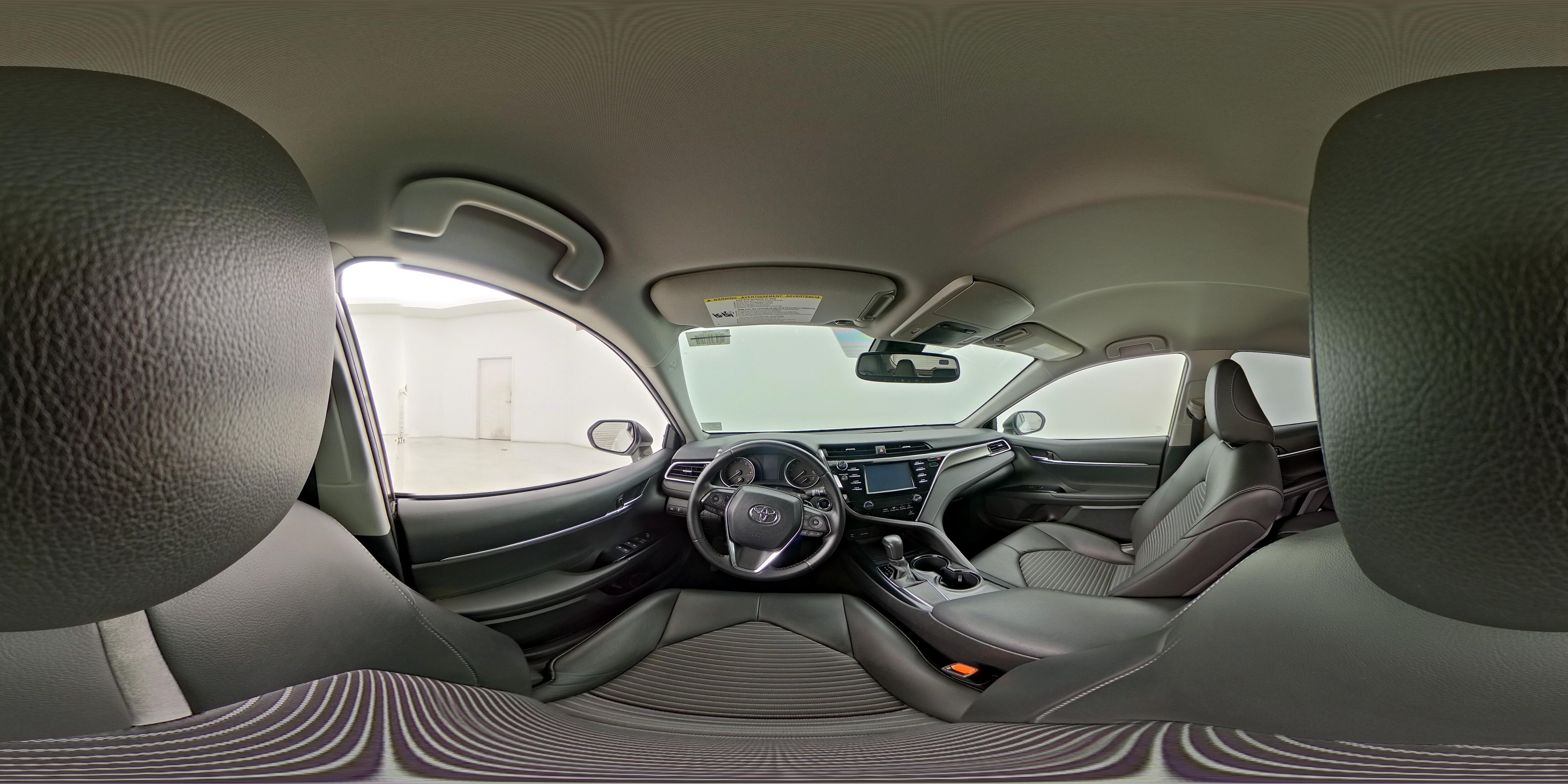 2018 Toyota Camry SE - Photo 26