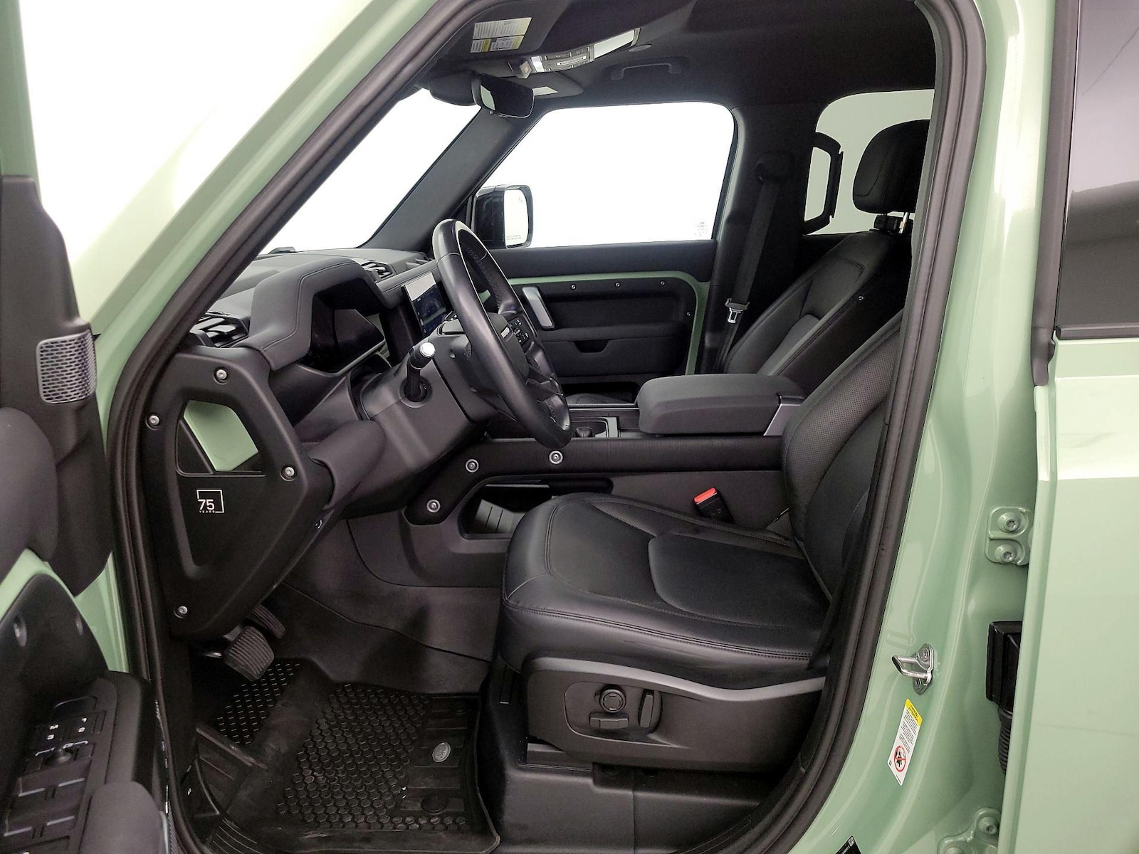 2023 Land Rover Defender 75th Edition - Photo 12