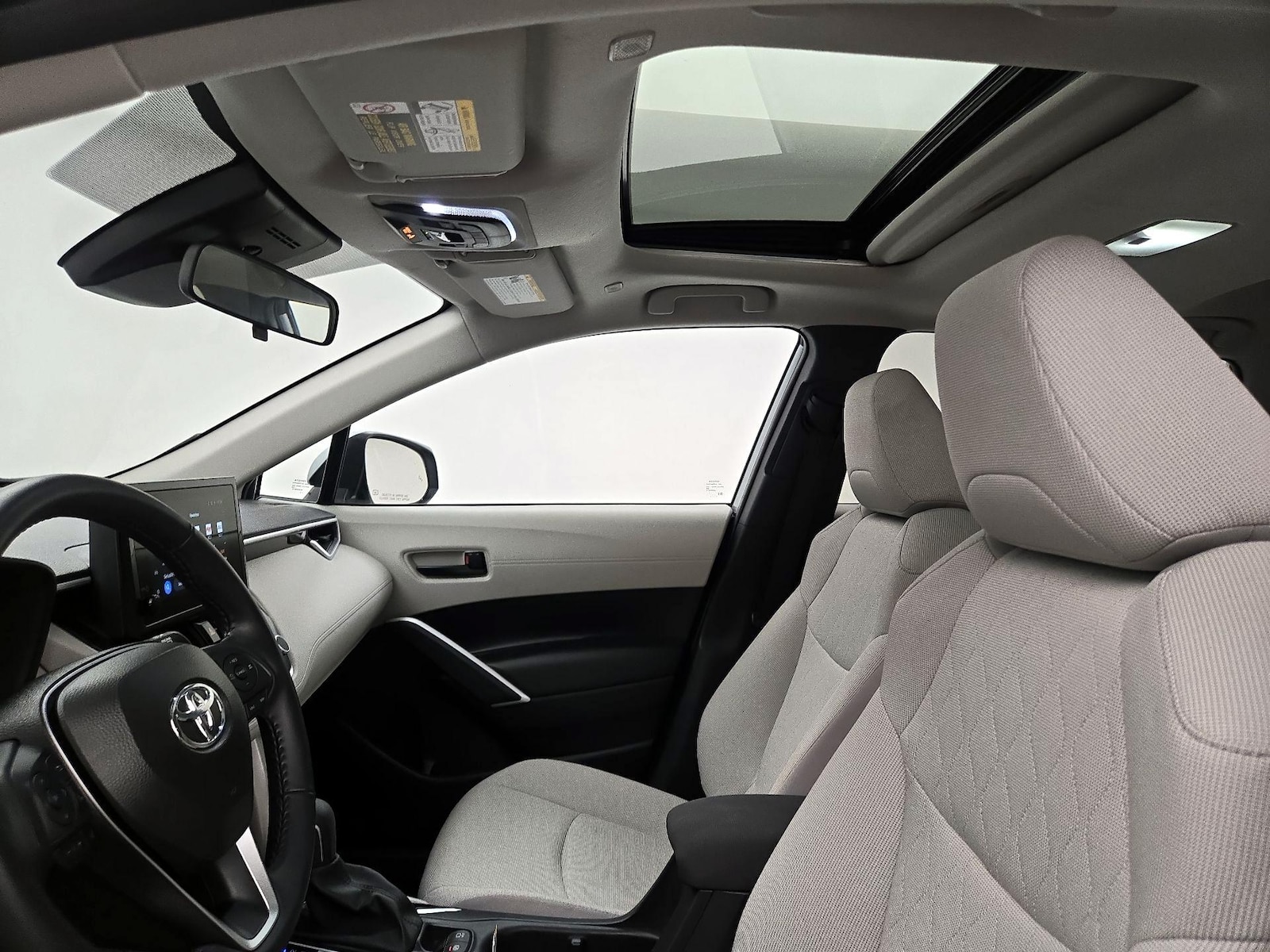 Sunroof(s) & Overhead Airbags