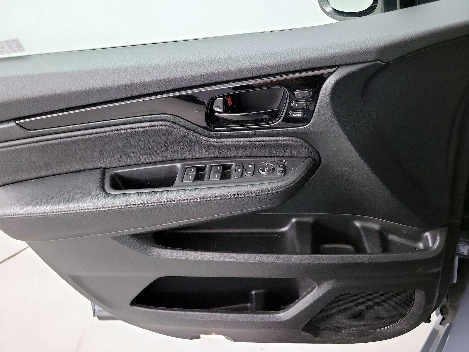 2024 Honda Odyssey Touring - Photo 13