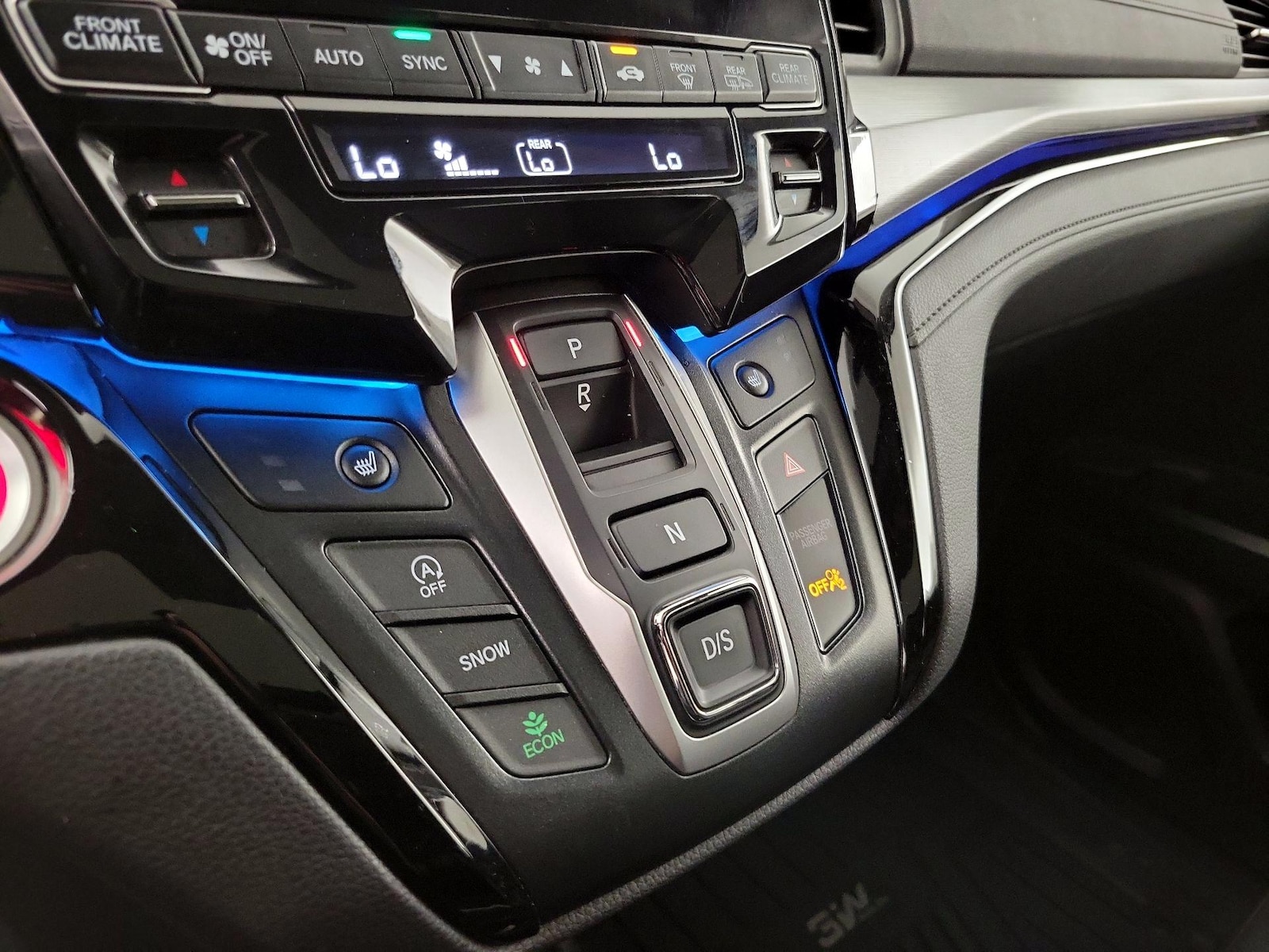 2024 Honda Odyssey Touring - Photo 18