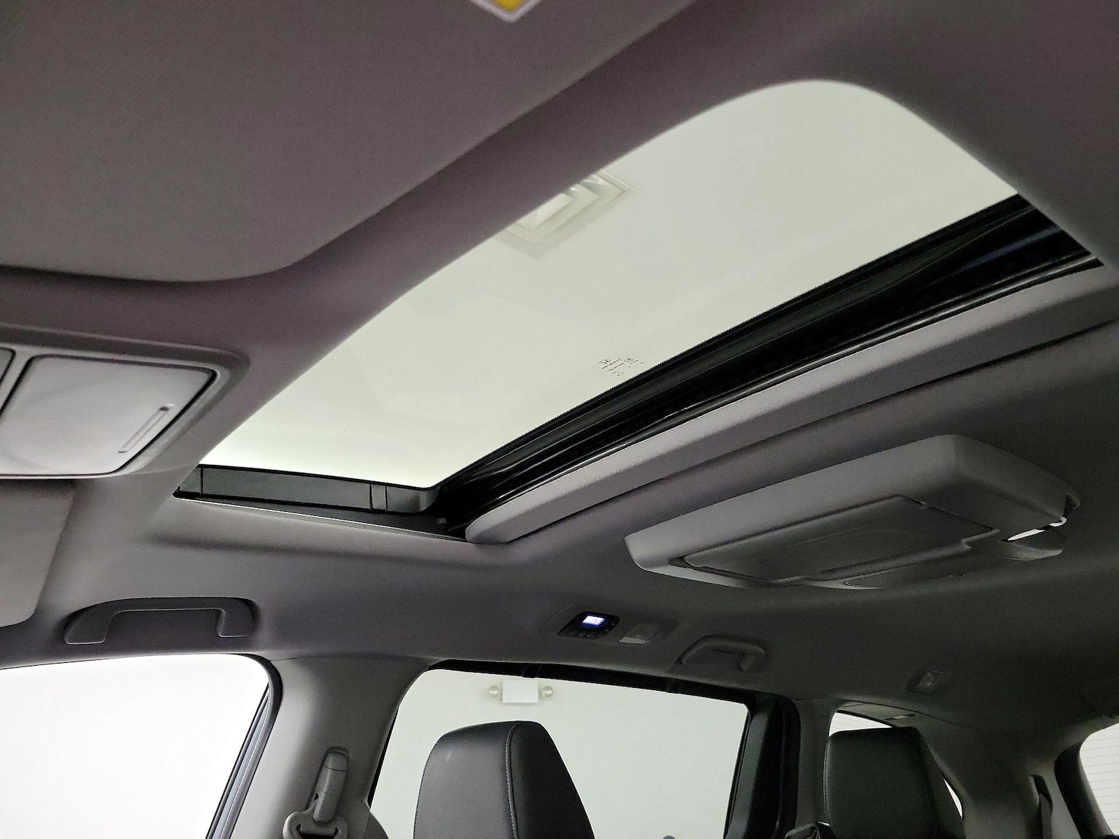 2024 Honda Odyssey Touring - Photo 20