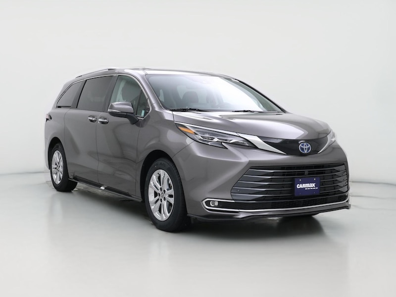 2024 Toyota Sienna Platinum