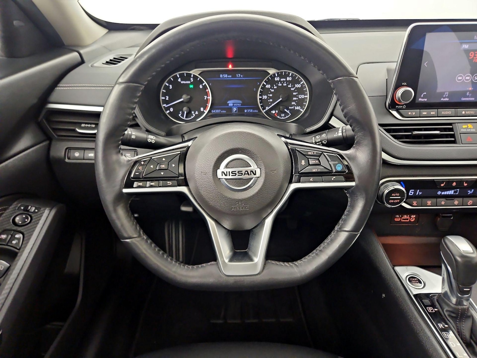 2019 Nissan Altima SV - Photo 11