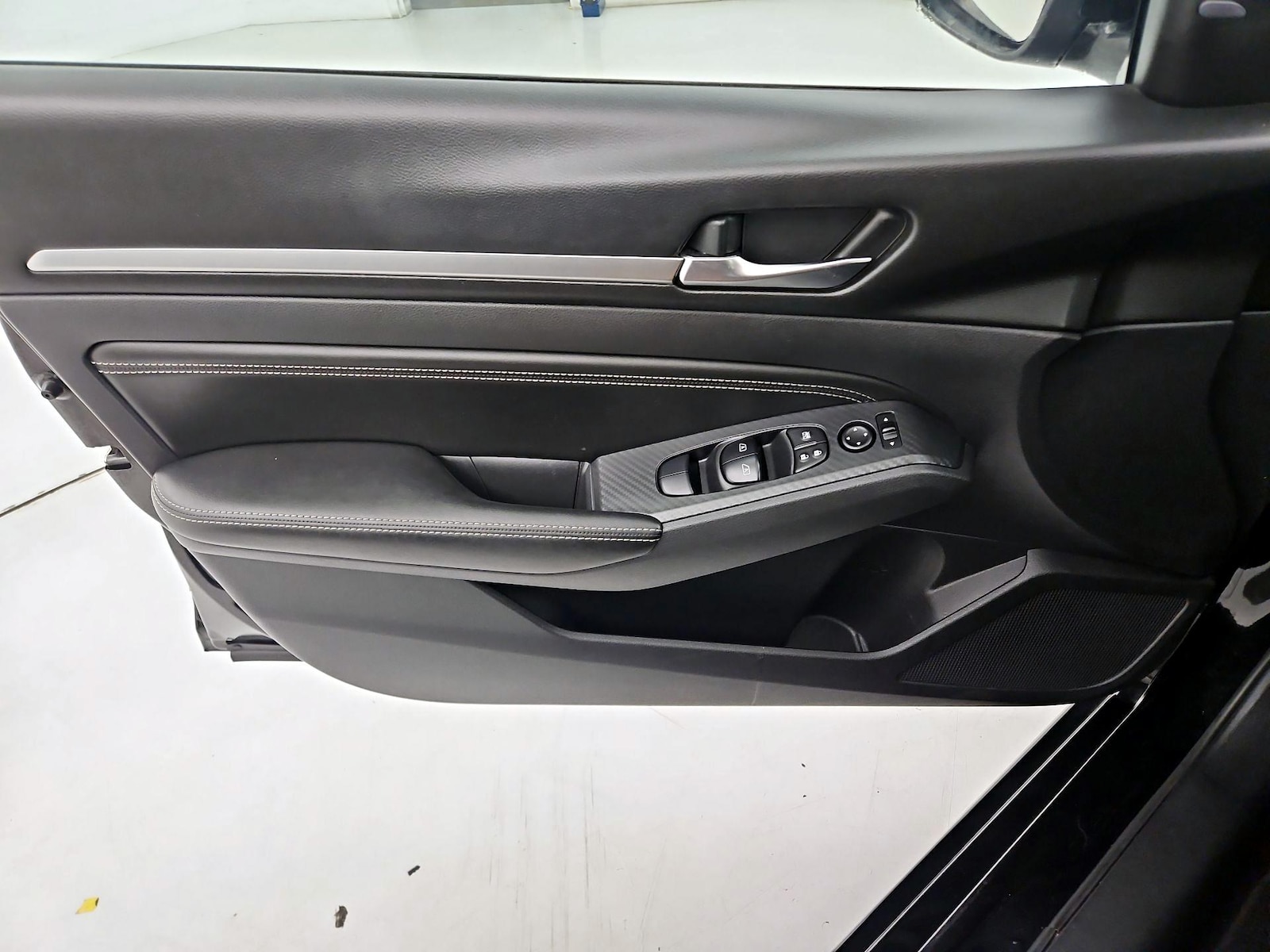 2019 Nissan Altima SV - Photo 13
