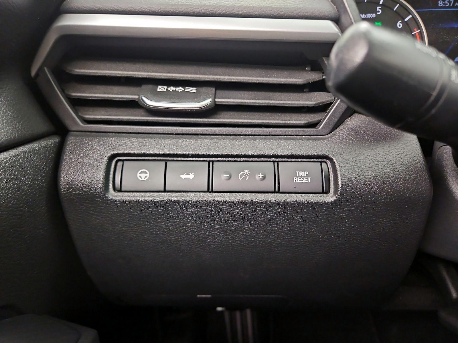 2019 Nissan Altima SV - Photo 14