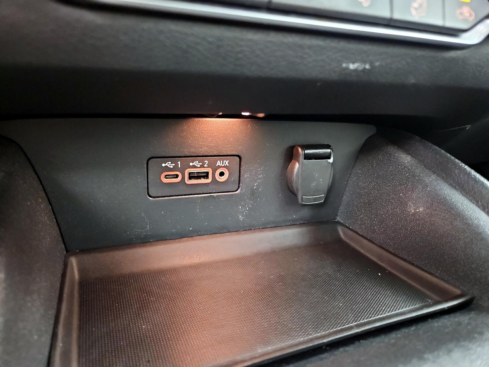 2019 Nissan Altima SV - Photo 19
