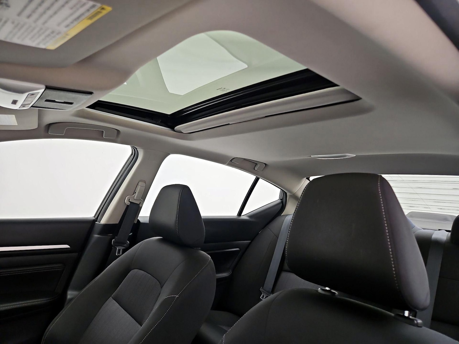 2019 Nissan Altima SV - Photo 20