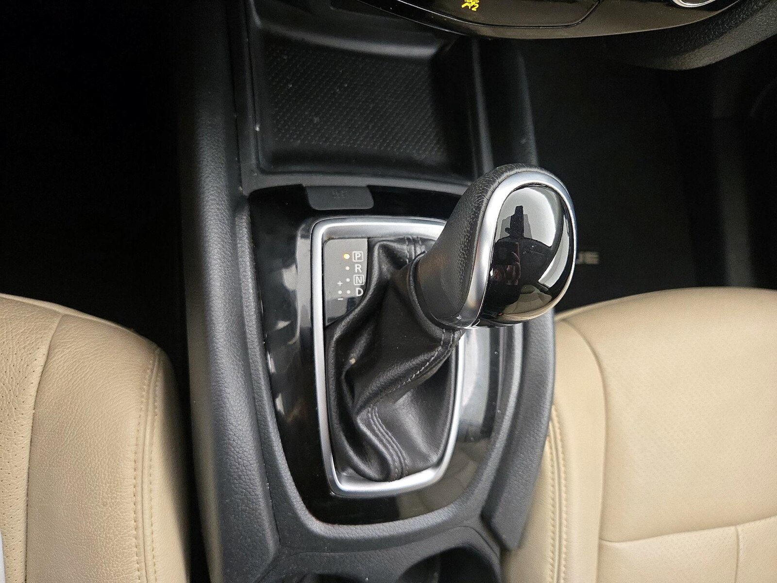 2020 Nissan Rogue SV - Photo 18