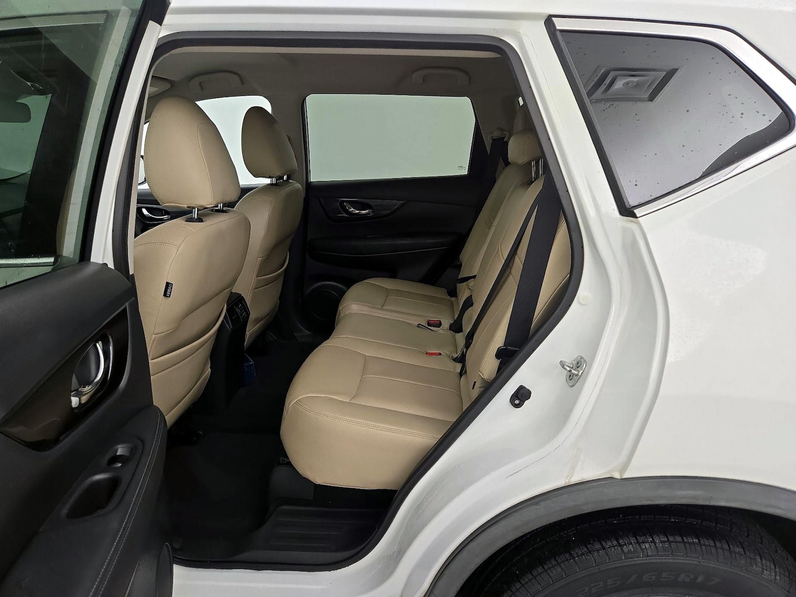 2020 Nissan Rogue SV - Photo 20
