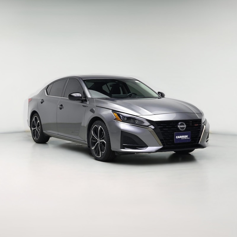 2023 Nissan Altima SR
