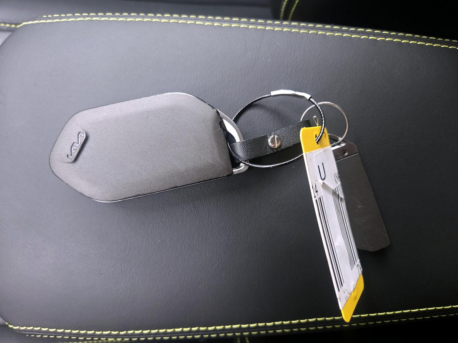 2025 Kia K5 GT - Photo 25