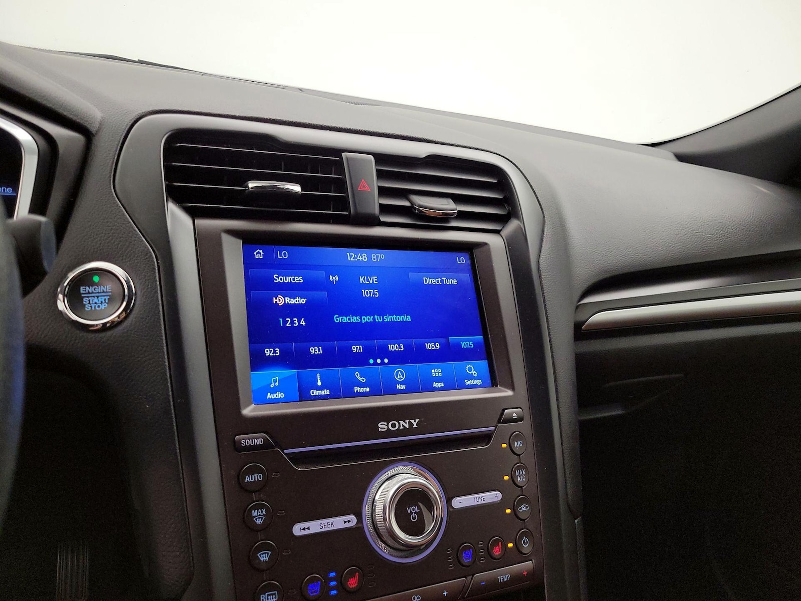 2020 Ford Fusion Energi Titanium - Photo 8