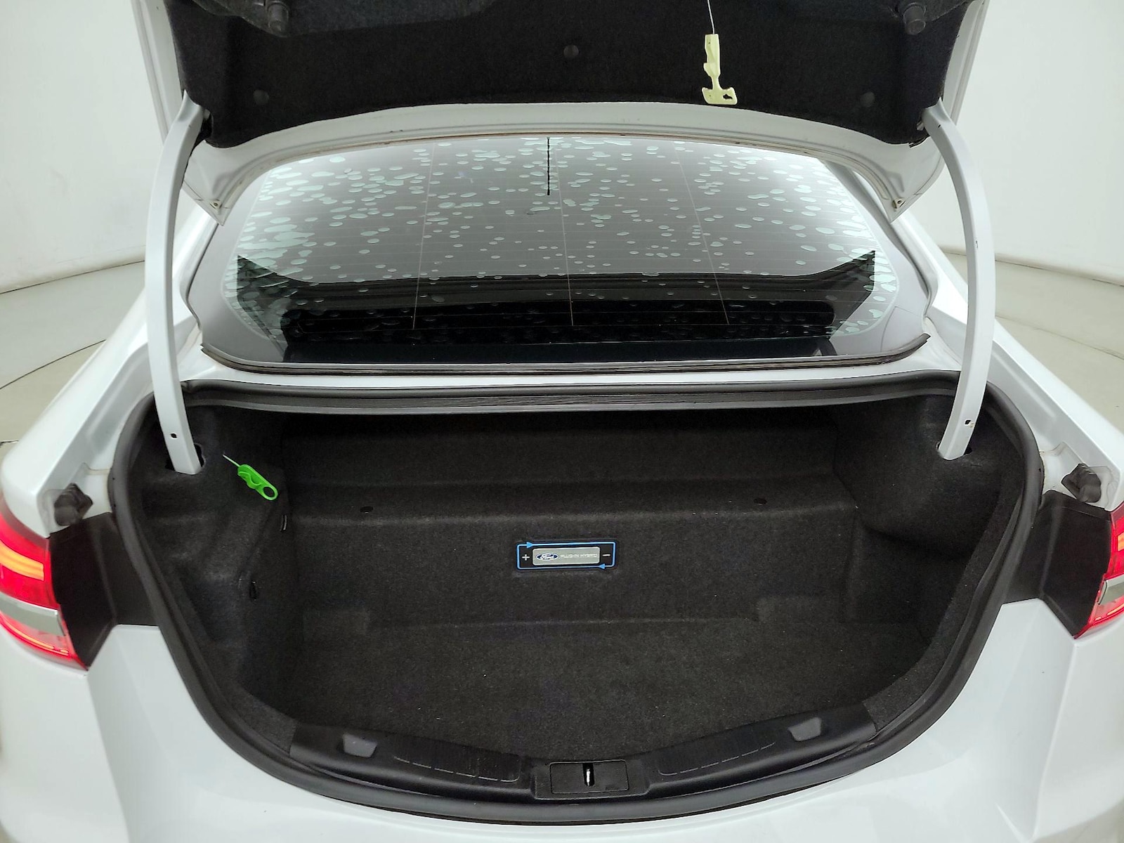 2020 Ford Fusion Energi Titanium - Photo 13