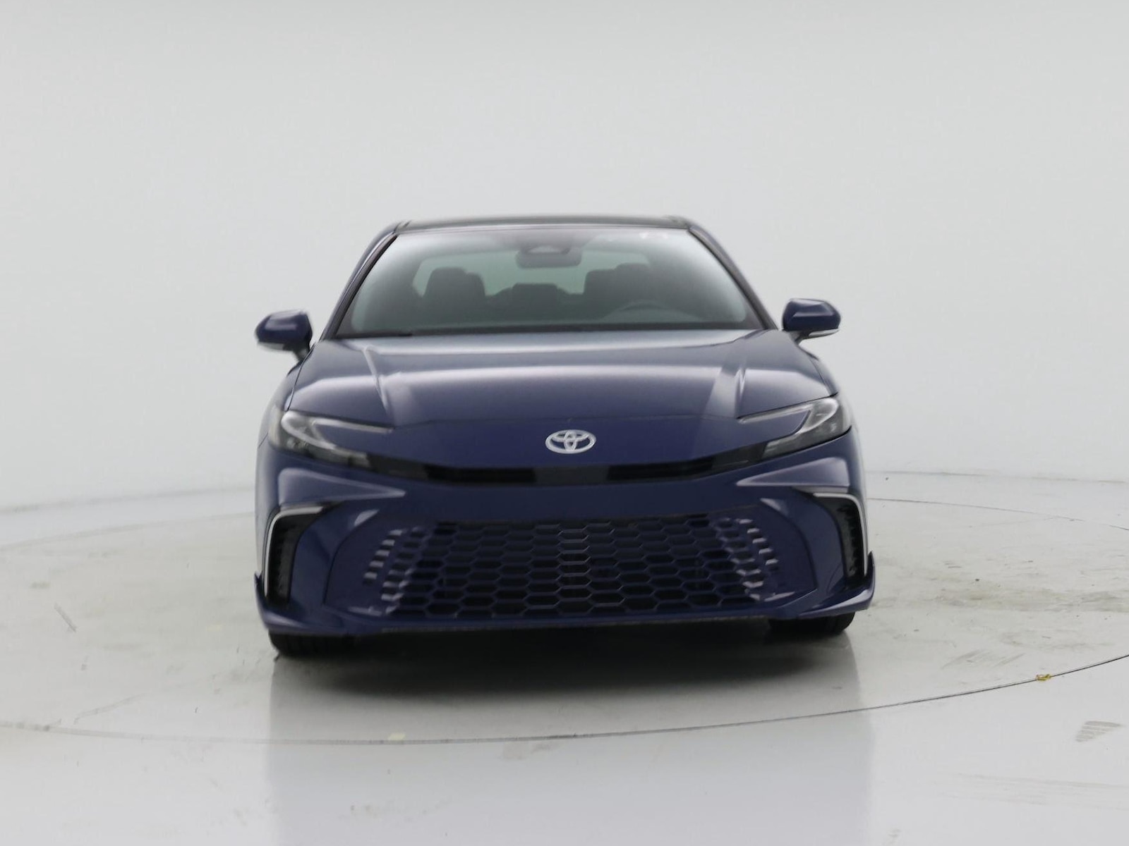 2025 Toyota Camry XSE - Photo 6