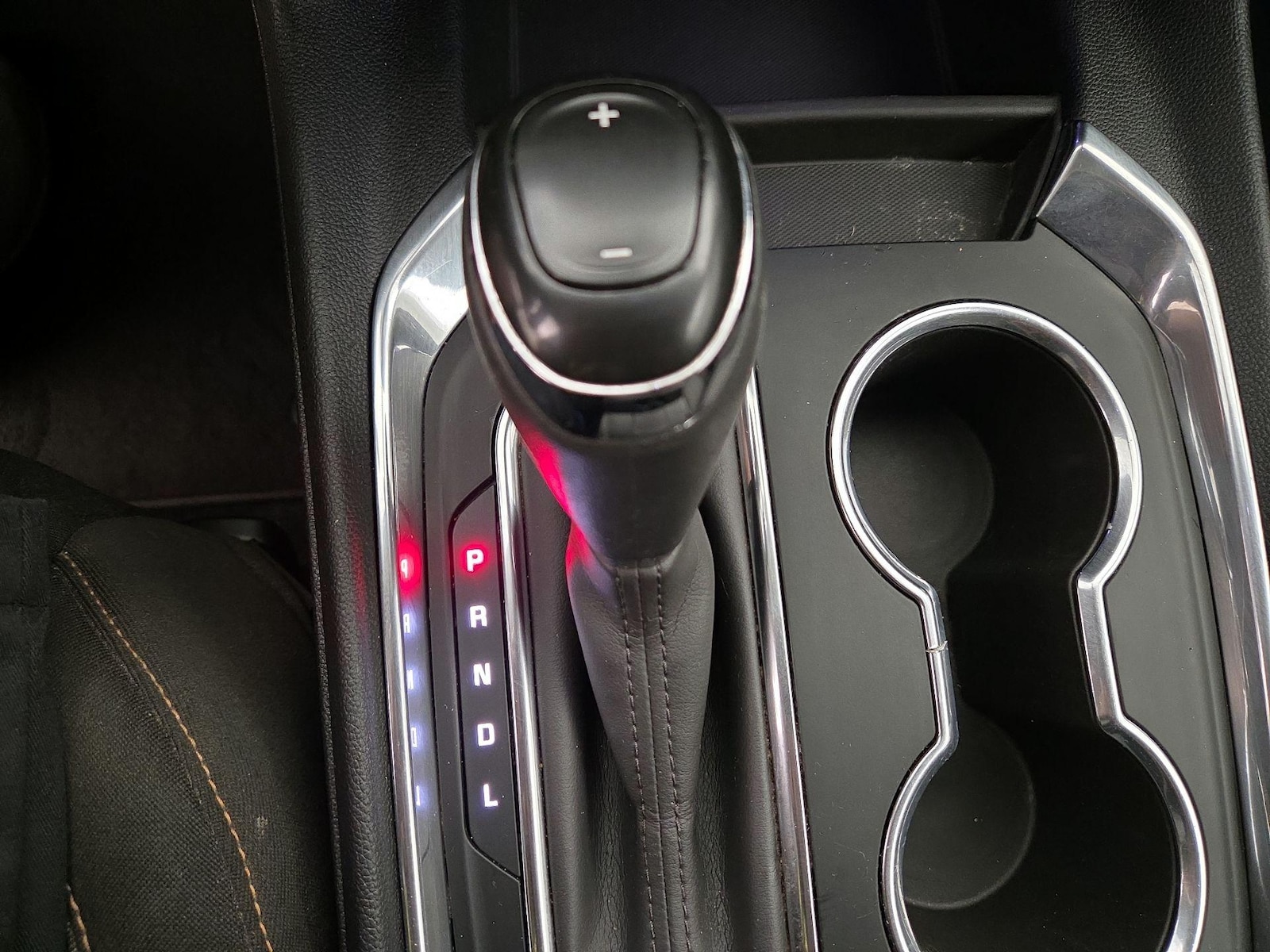 2019 Chevrolet Traverse LS - Photo 17