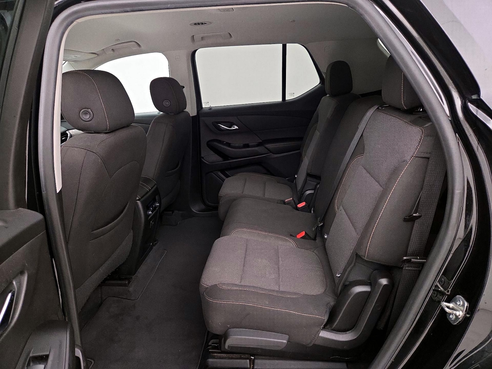 2019 Chevrolet Traverse LS - Photo 19