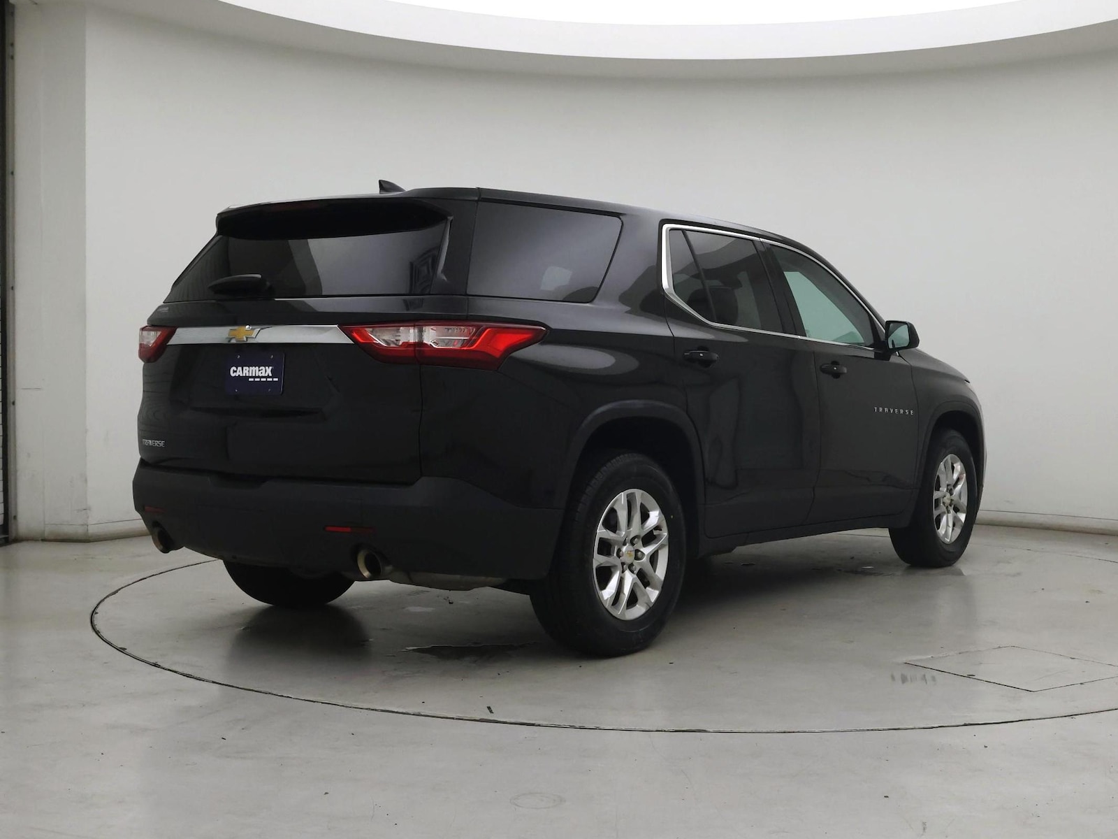 2019 Chevrolet Traverse LS - Photo 9
