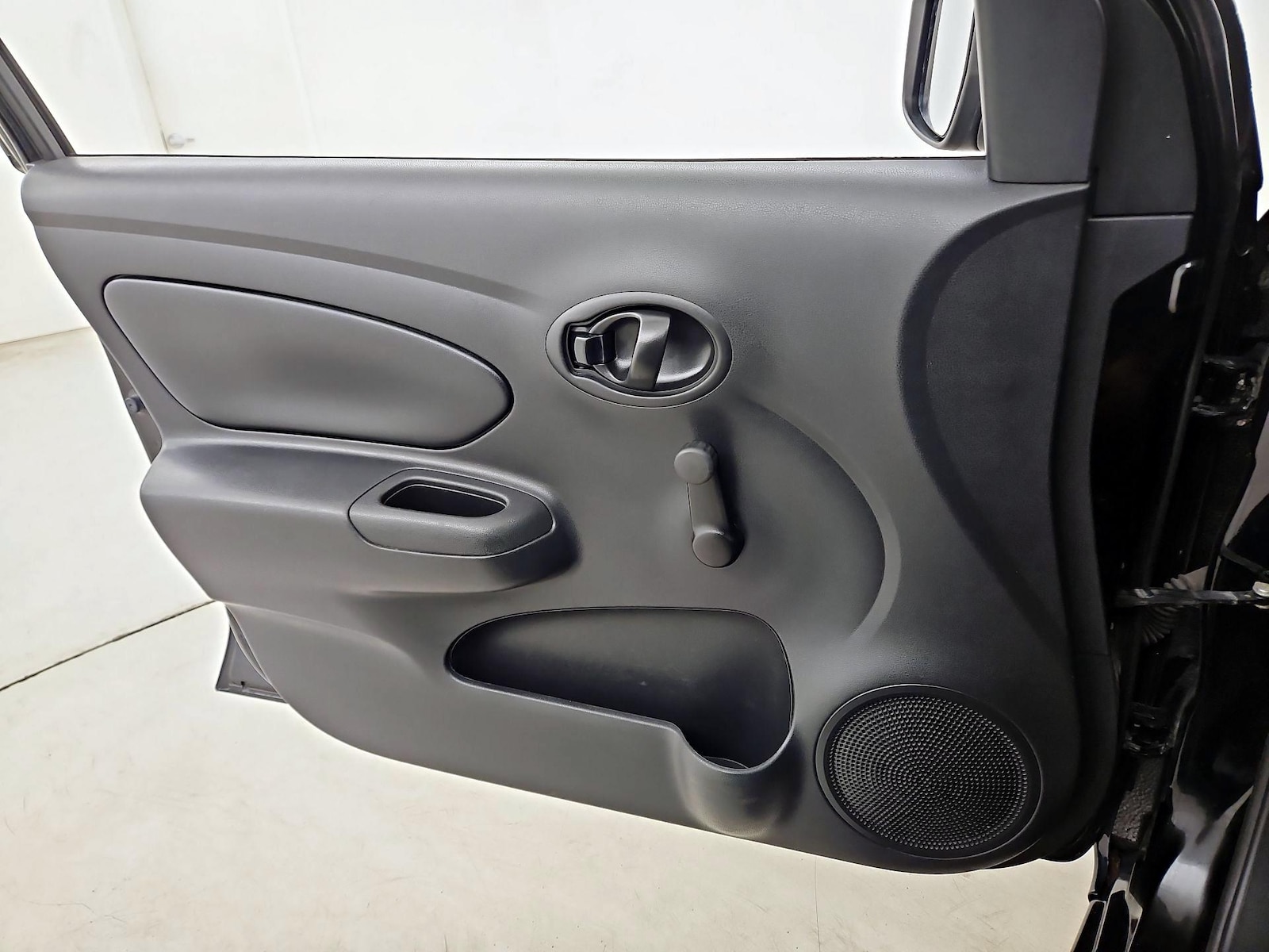 2019 Nissan Versa Sedan S Plus - Photo 13