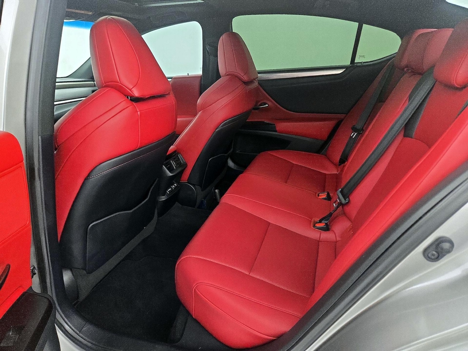 2020 Lexus ES F SPORT - Photo 21