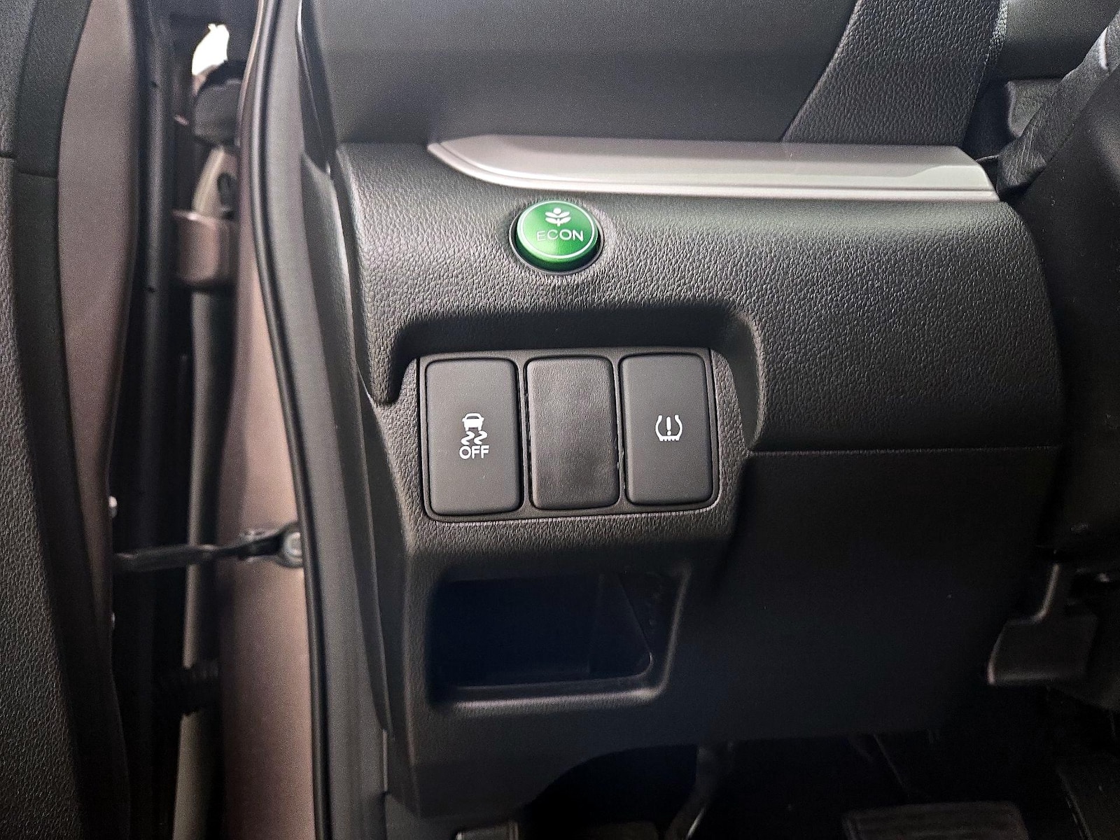 2015 Honda CR-V LX - Photo 14