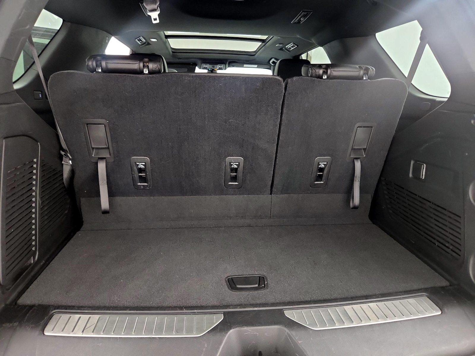 2021 Chevrolet Tahoe Z71 - Photo 23