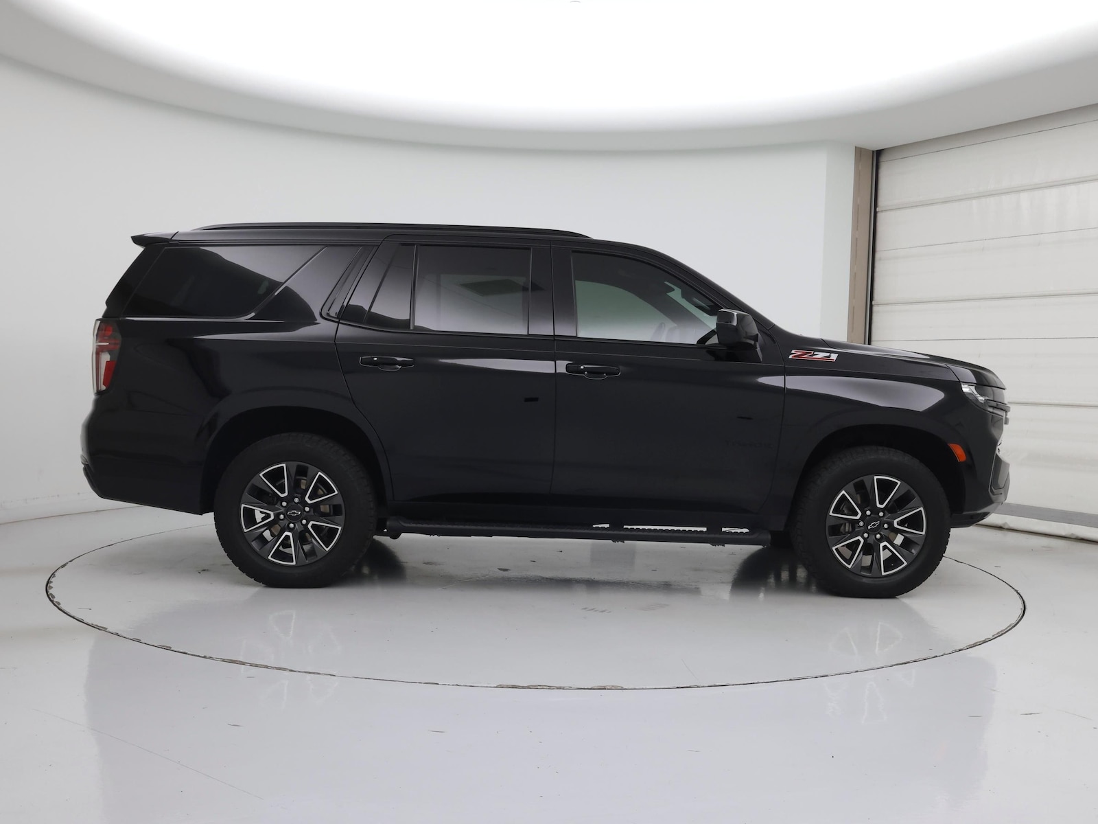 2021 Chevrolet Tahoe Z71 - Photo 8