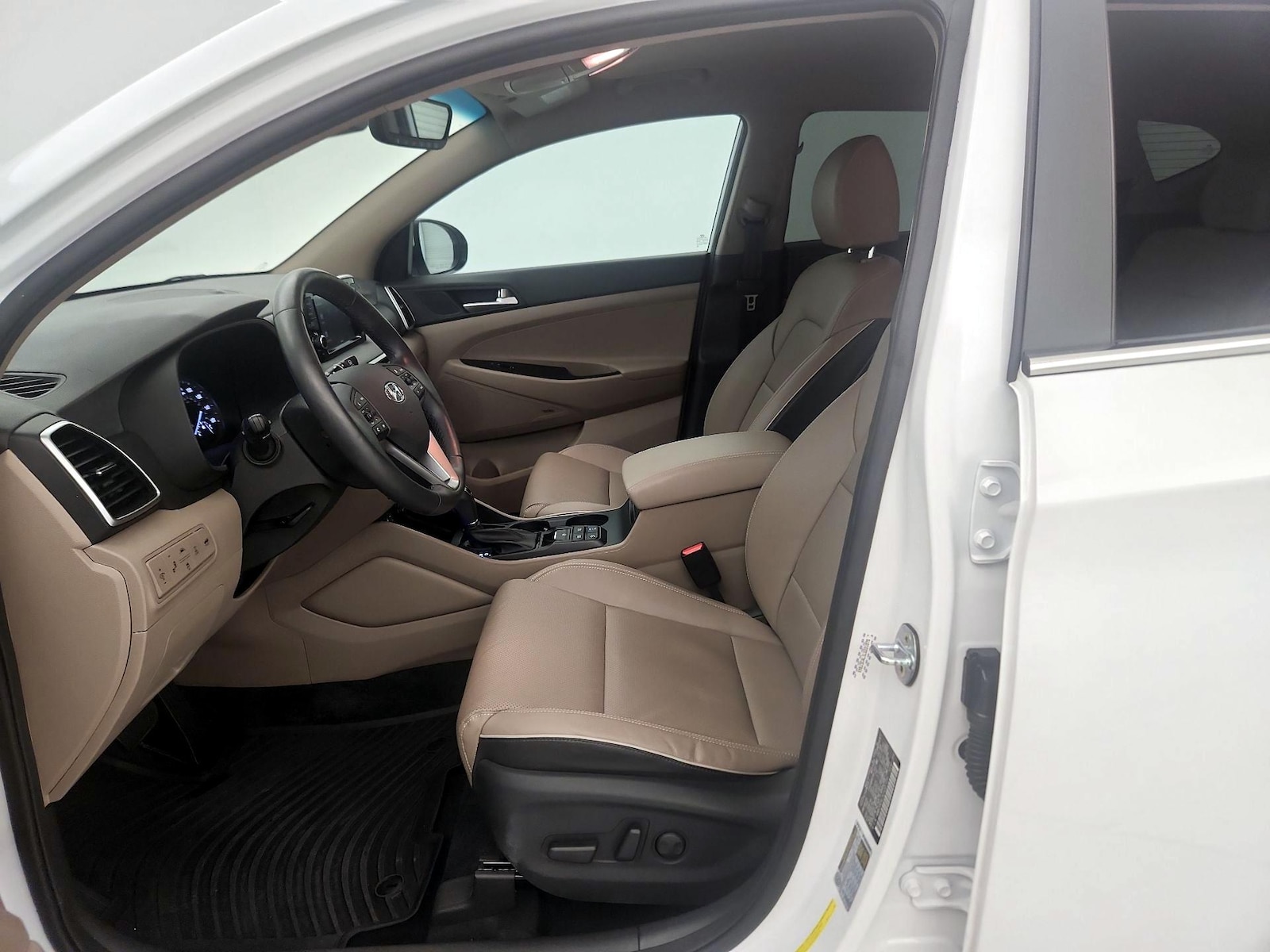 2020 Hyundai Tucson Limited - Photo 12