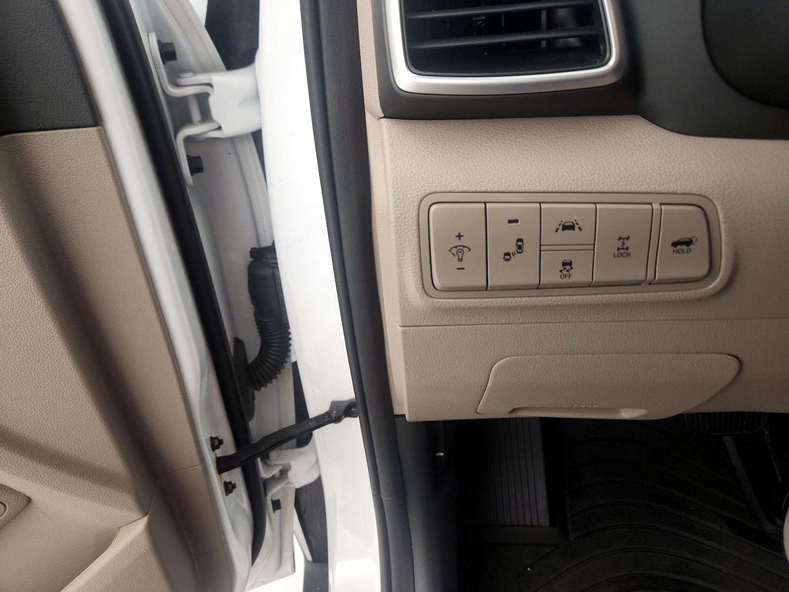 2020 Hyundai Tucson Limited - Photo 14
