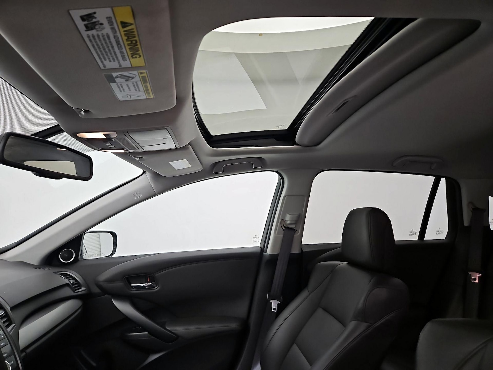 Sunroof(s) & Overhead Airbags