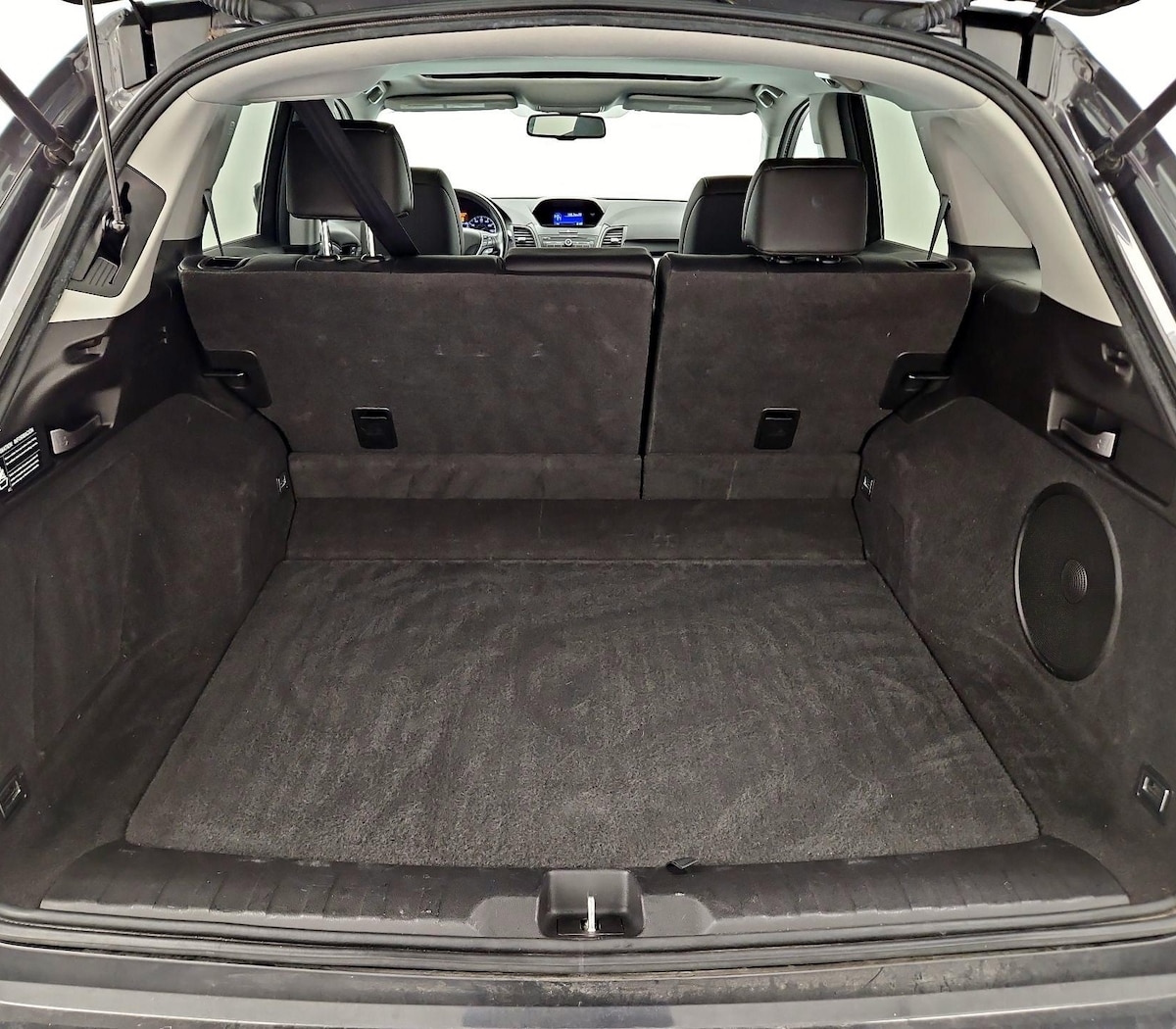 Trunk/Cargo (Seats Up)