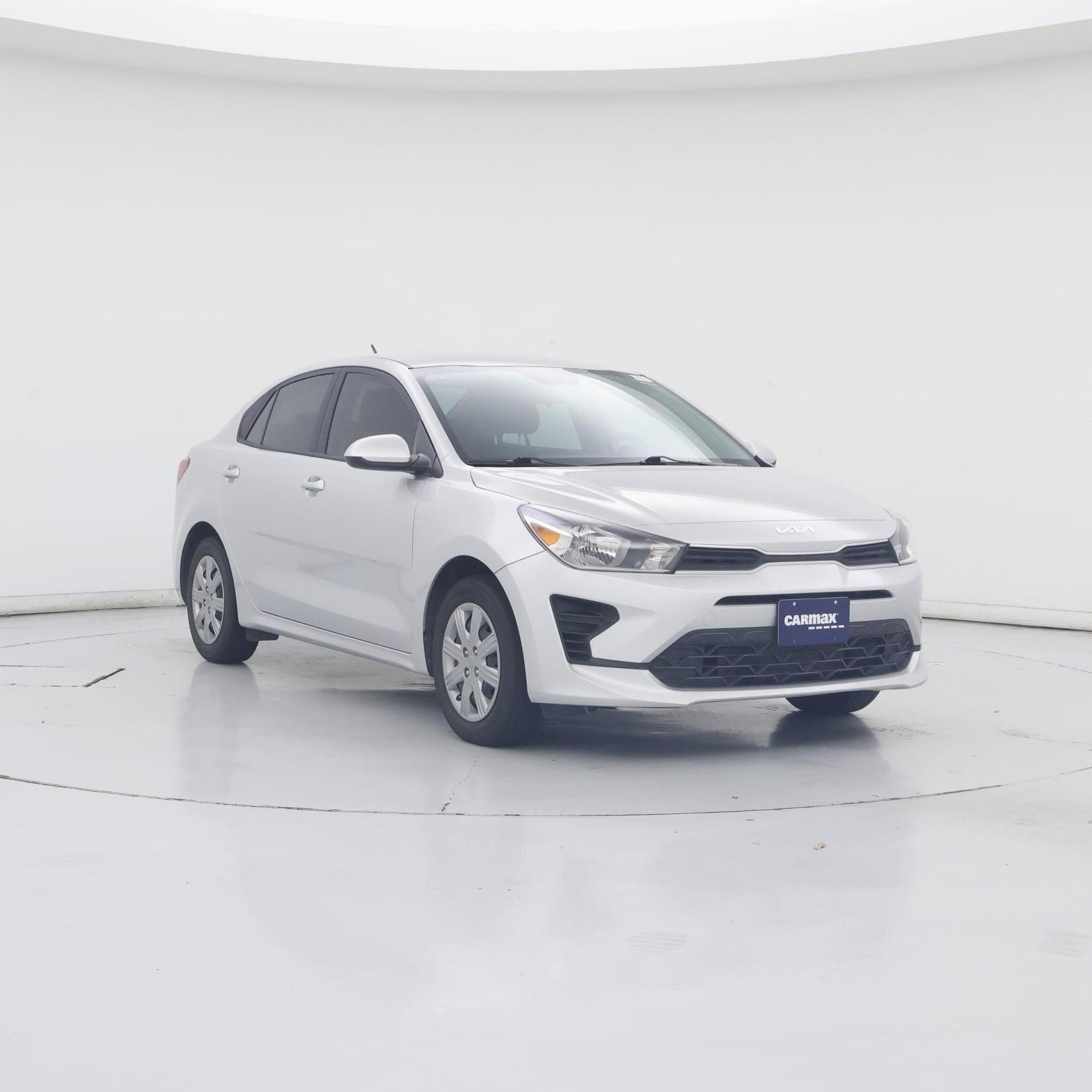 Silver 2023 Kia Rio Sedan Front-Wheel Drive Automatic