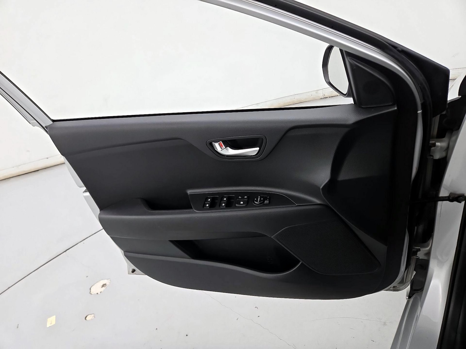 2023 Kia Rio LX - Photo 13
