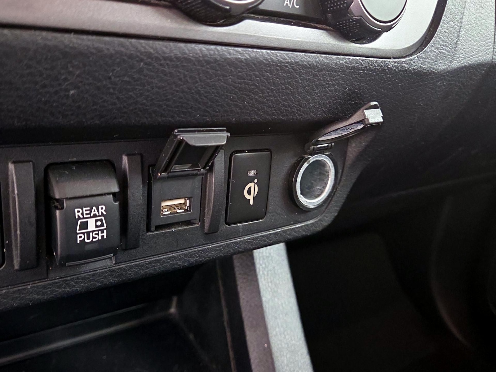 2022 Toyota Tacoma TRD Sport - Photo 19