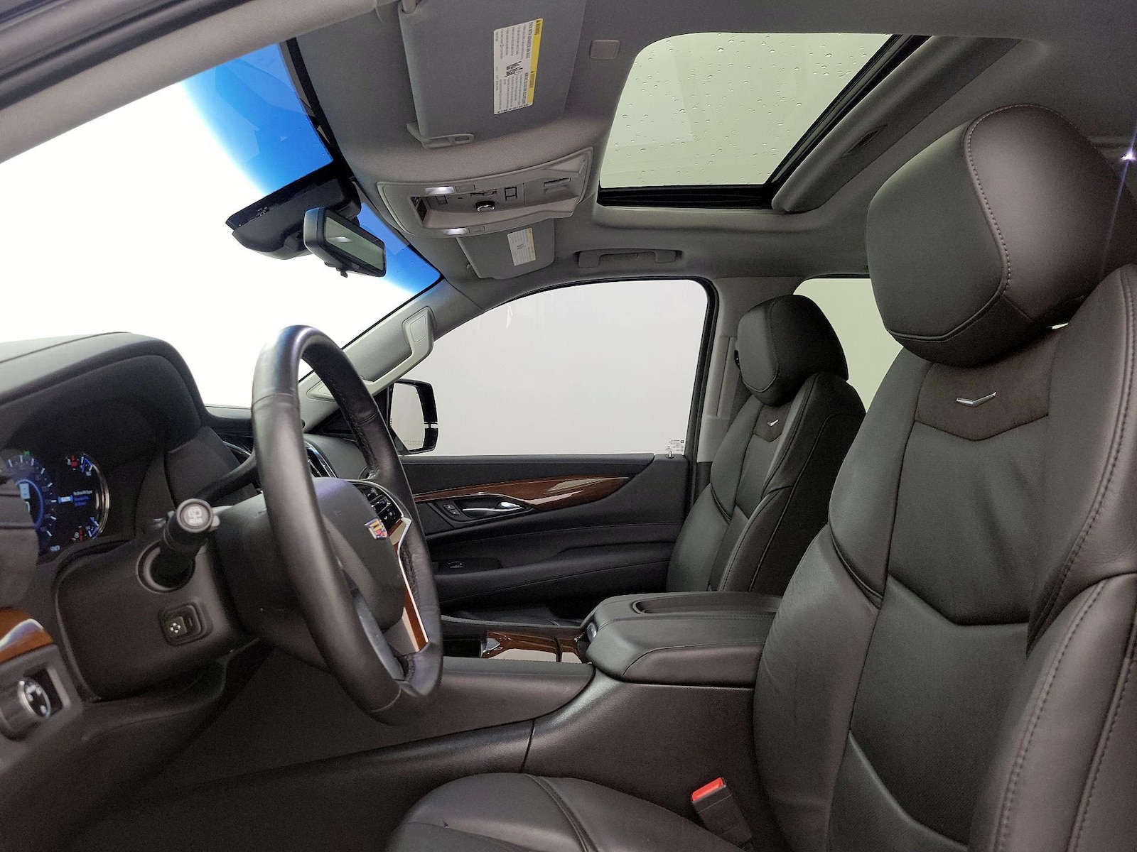 Sunroof(s) & Overhead Airbags